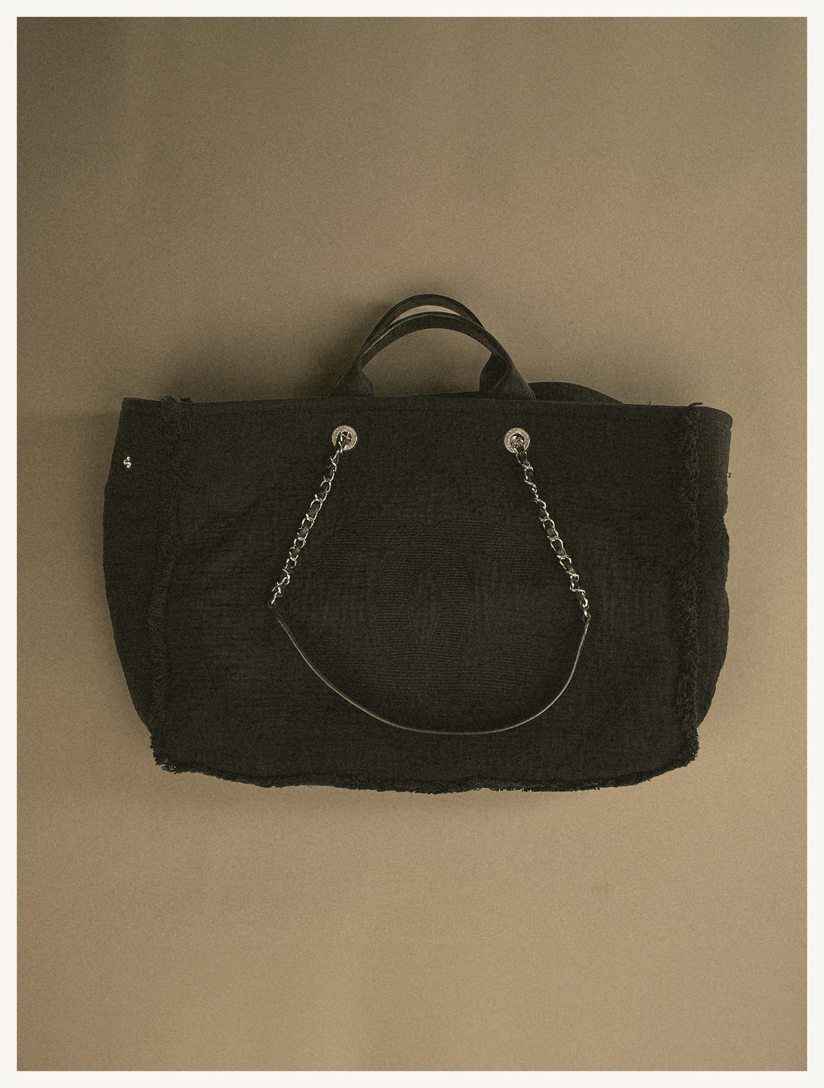 Chanel Deauville Tote, black – top view
