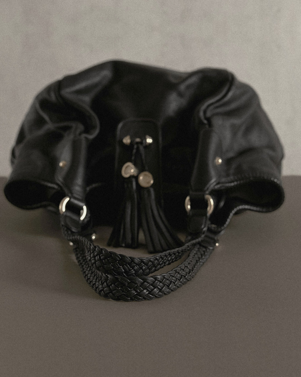 Gucci Marrakech Hobo, black leather – top view with straps