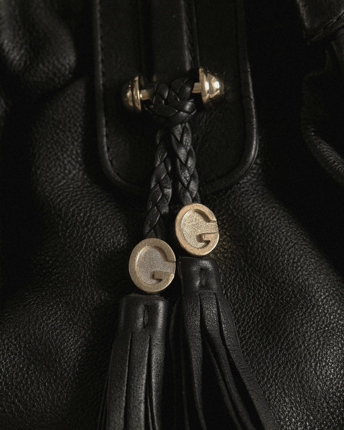 Gucci Marrakech Hobo – G charms close-up
