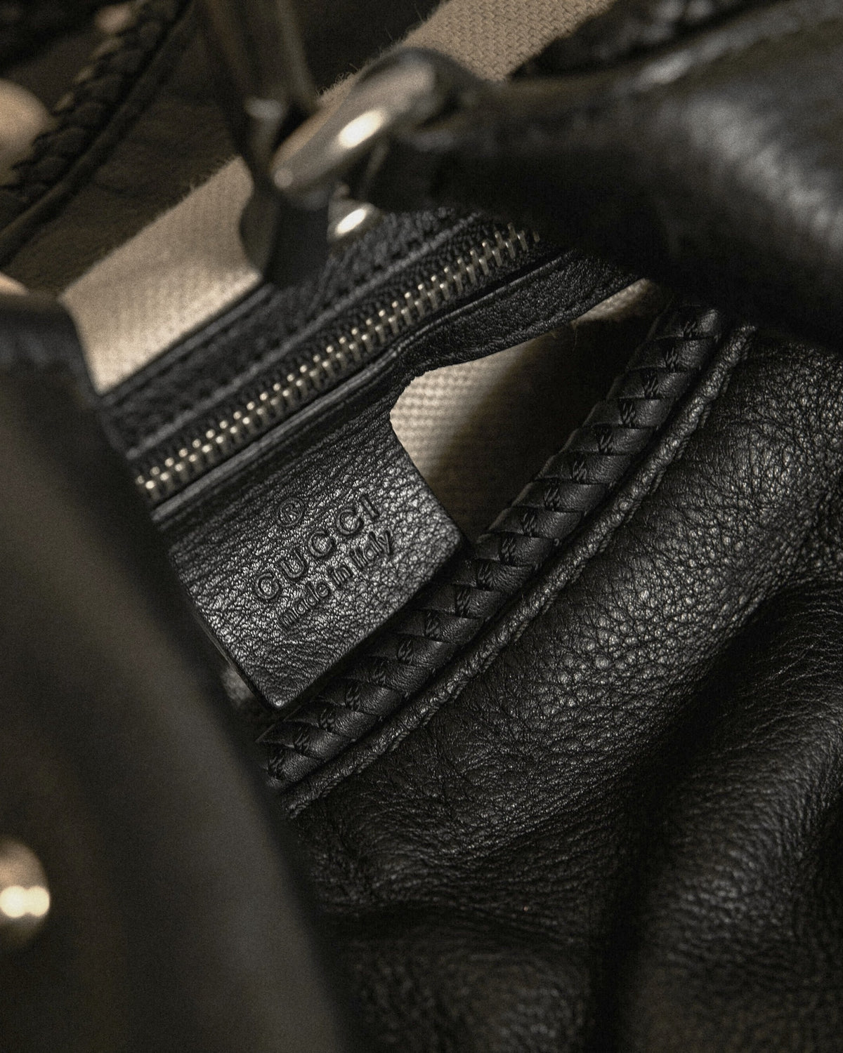 Gucci Marrakech Hobo – interior with Gucci tag